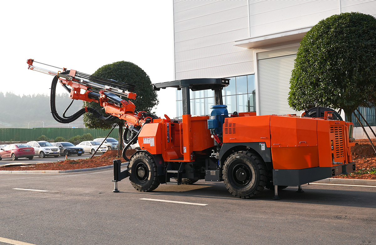 單臂掘進鑿巖臺車